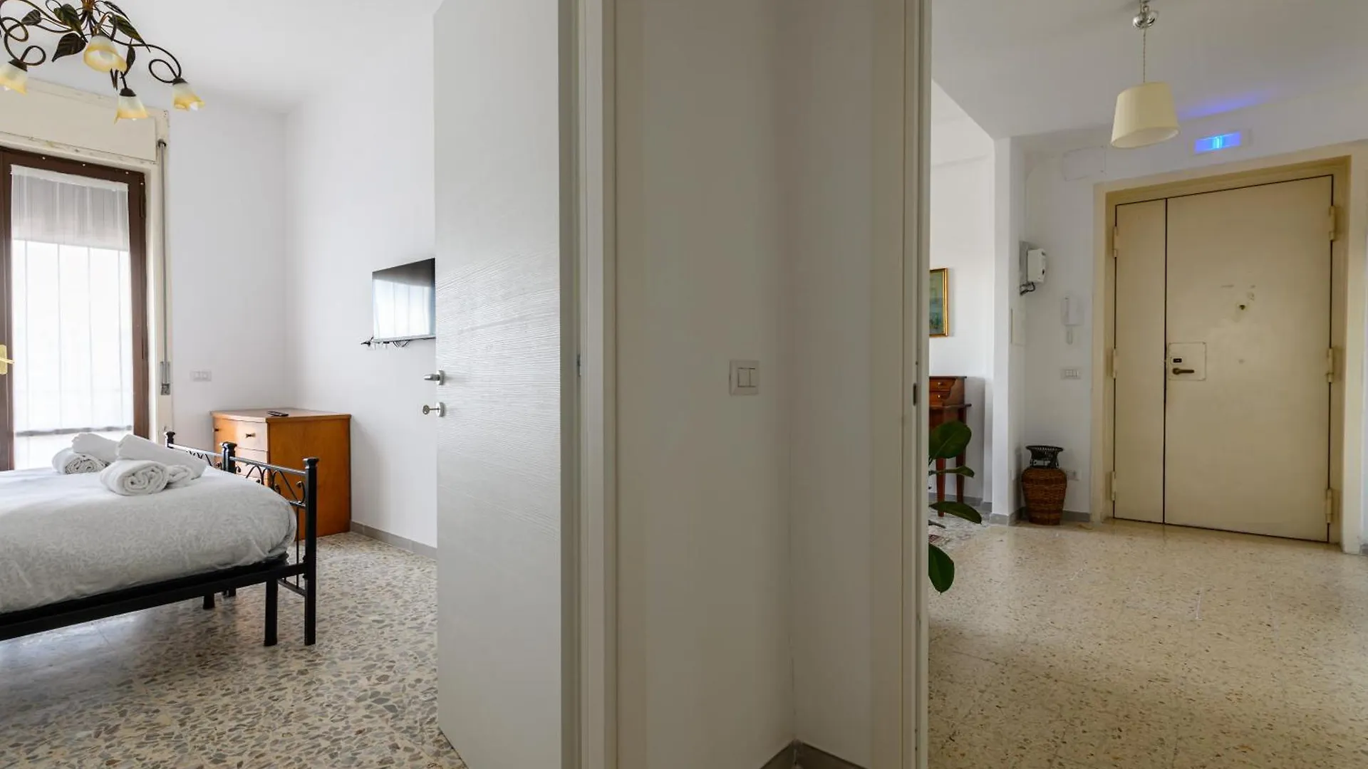 Via Coriolano 8 Apartment Naples Italy