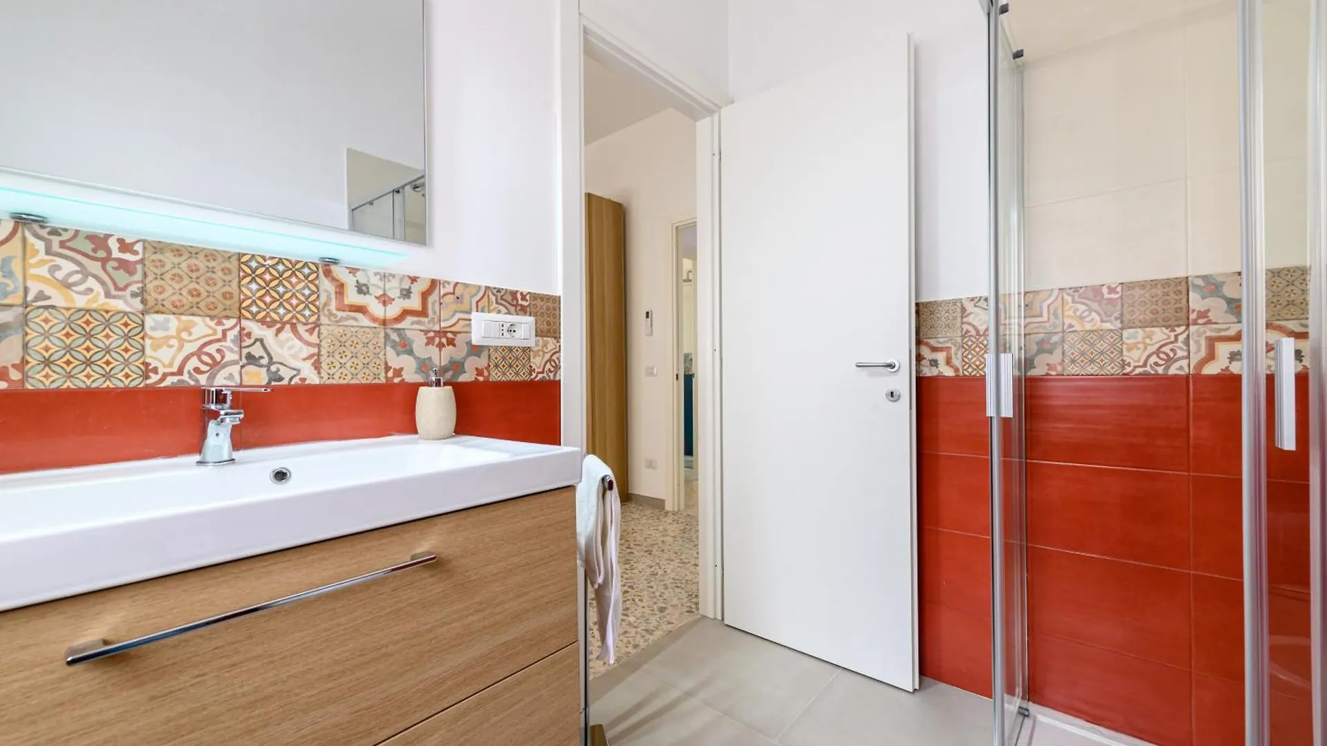 Via Coriolano 8 Apartment Naples