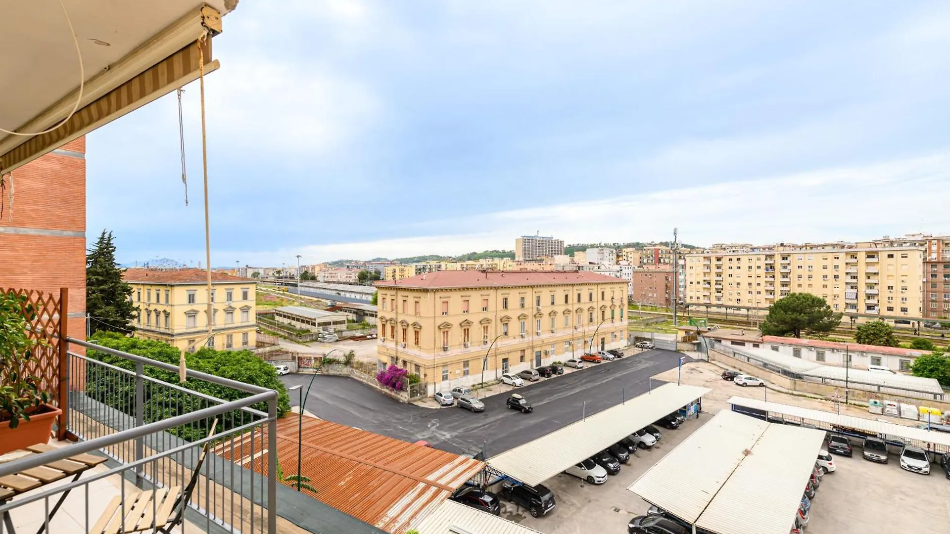 Via Coriolano 8 Apartment Naples